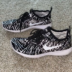 Women’s Nike Sneakers